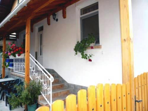 Къща За Гости Боляри Tryavna Ngoại thất bức ảnh